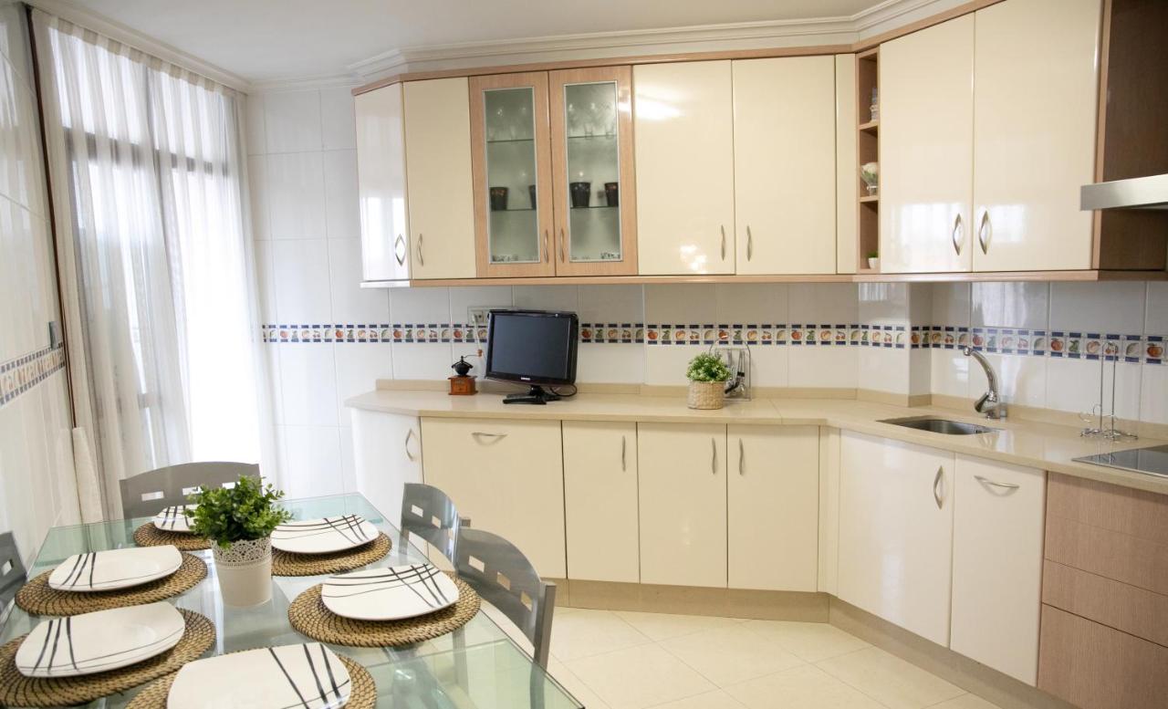 Precioso apartamento con parking en Vilagarcía Vilagarcía de Arousa Exterior foto
